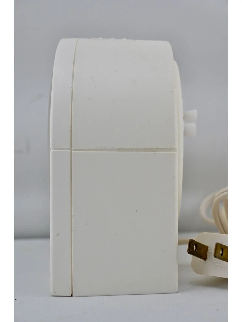 VNTG WESTCLOX Alarm Corded Clock. GREAT Condition!! Neon numbers glow at night!